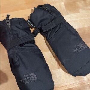 The North Face Black Insulated Gloves